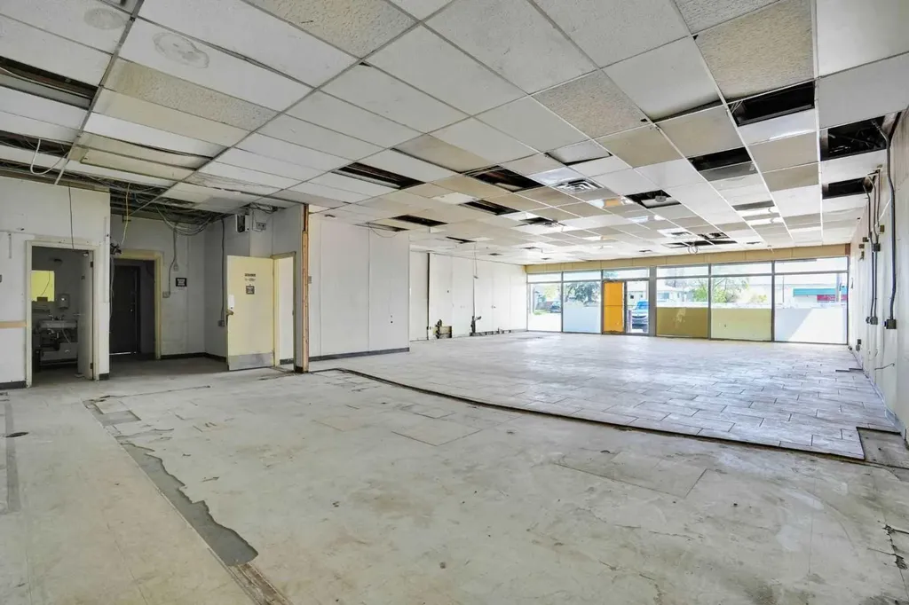 7233 Ogden Road SE Calgary AB T2C 1B7