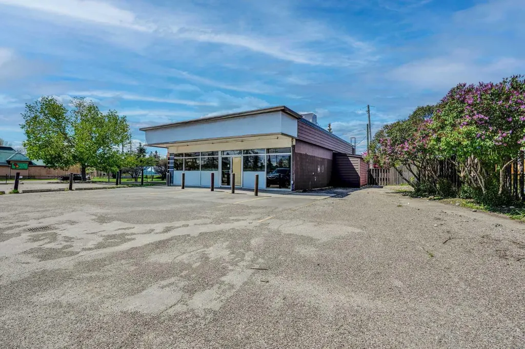 7233 Ogden Road SE Calgary AB T2C 1B7