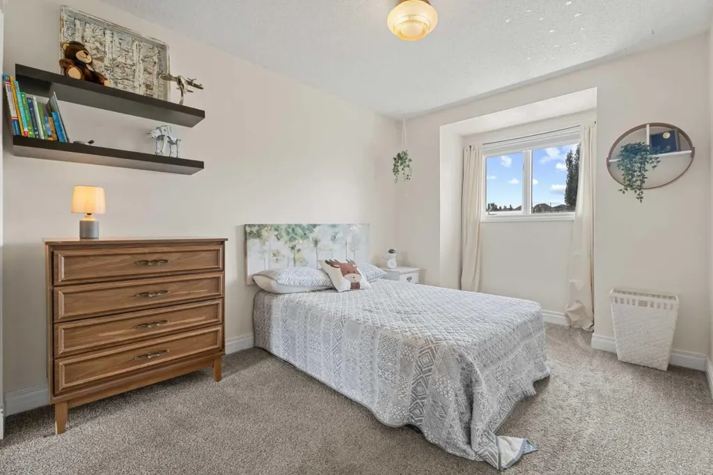 43 Westridge Drive Okotoks AB T1S1N3