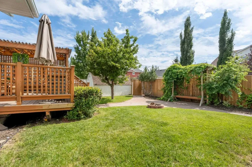 43 Westridge Drive Okotoks AB T1S1N3