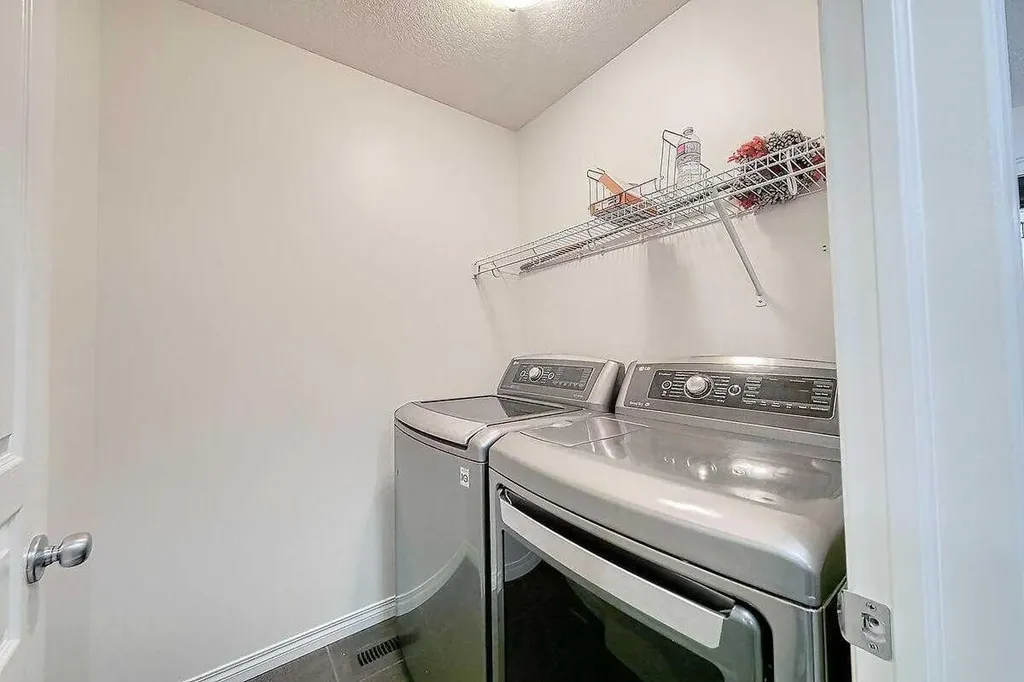 106 Sage Meadows Way NW Calgary AB T3P 0G3