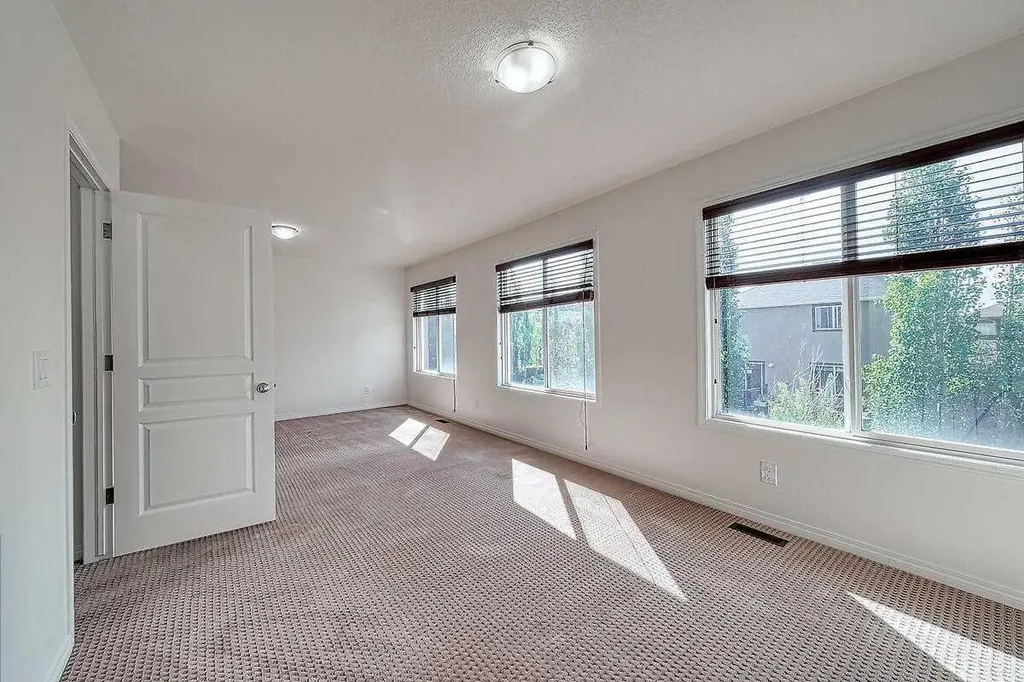 106 Sage Meadows Way NW Calgary AB T3P 0G3