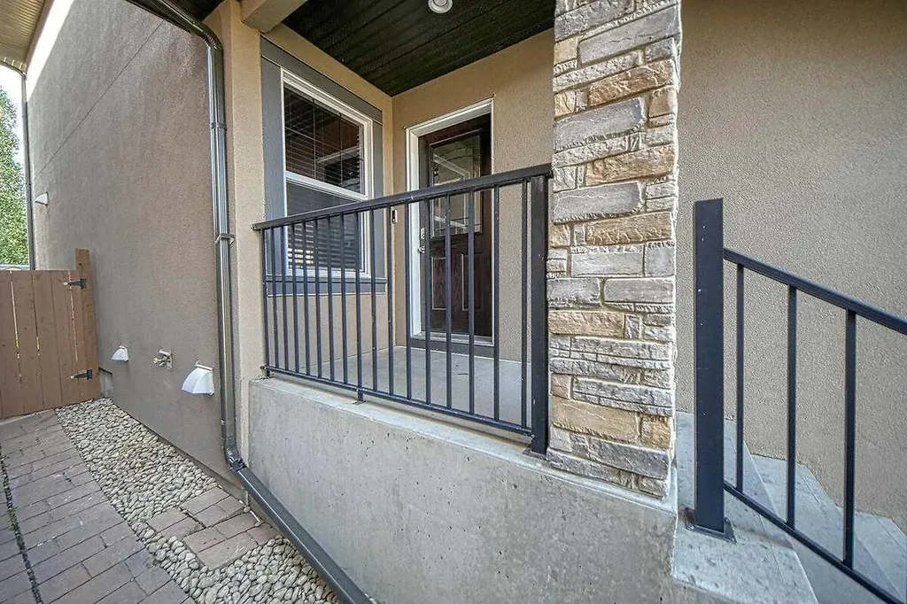 106 Sage Meadows Way NW Calgary AB T3P 0G3