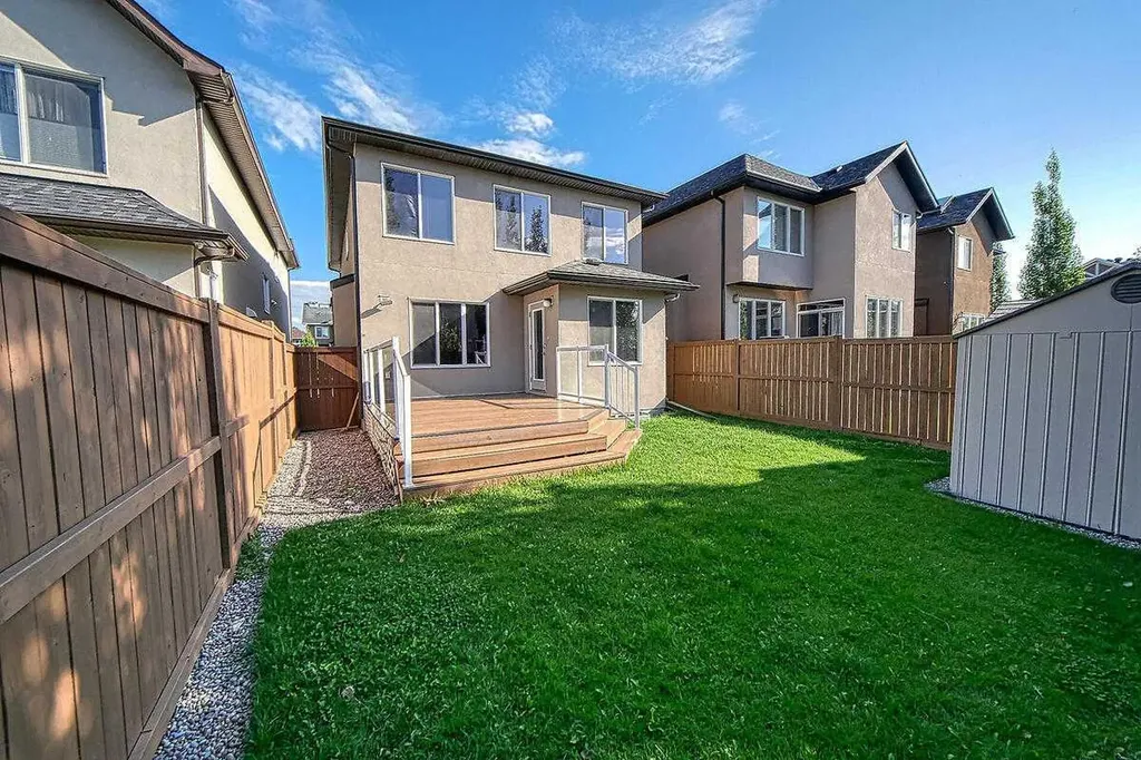 106 Sage Meadows Way NW Calgary AB T3P 0G3