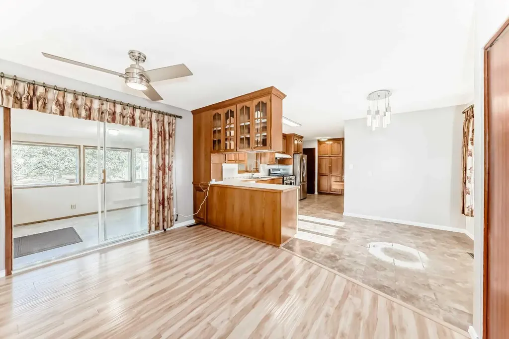 32276 Highway 2 A Rural Mountain View County AB T4H 1T8
