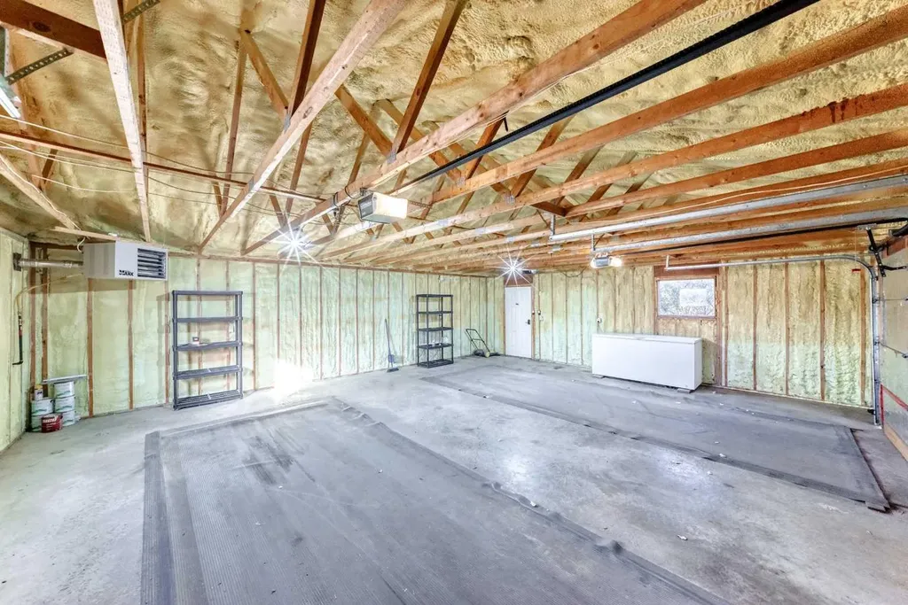 32276 Highway 2 A Rural Mountain View County AB T4H 1T8