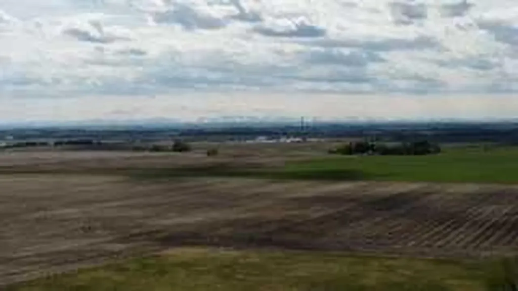 32276 Highway 2 A Rural Mountain View County AB T4H 1T8