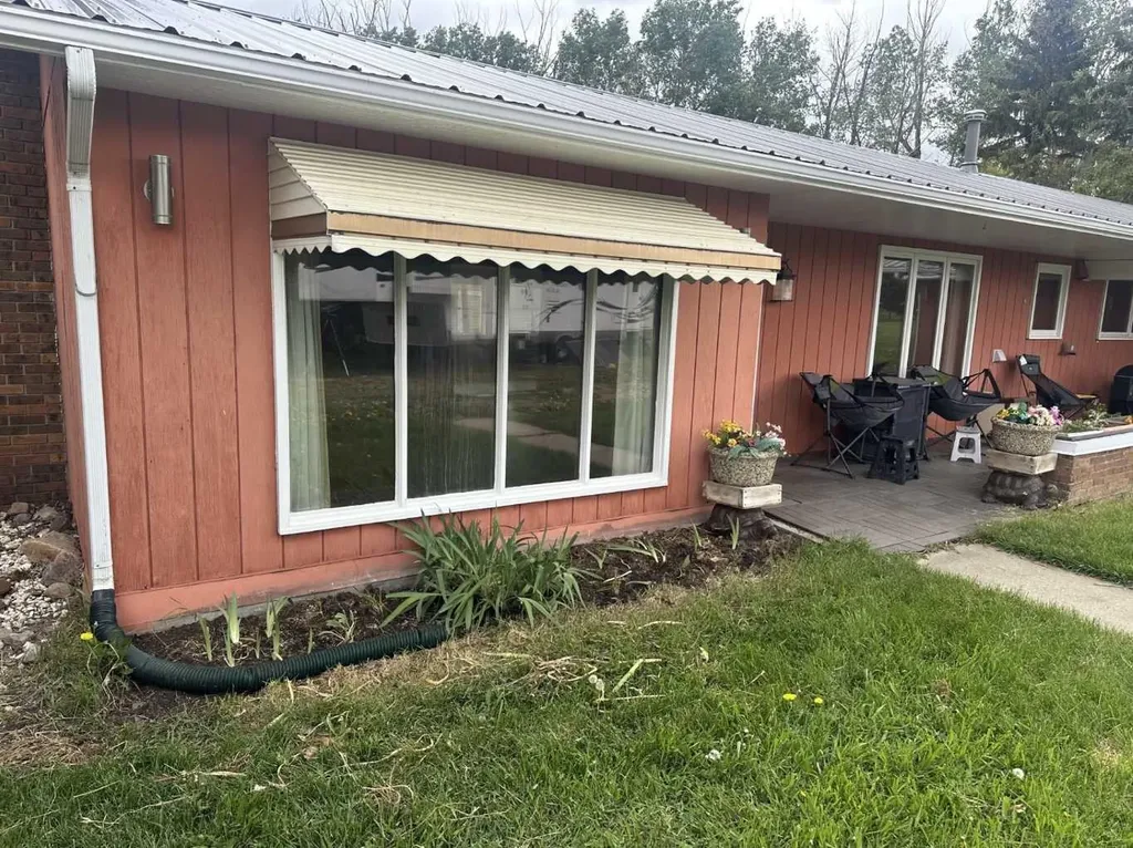 32276 Highway 2 A Rural Mountain View County AB T4H 1T8