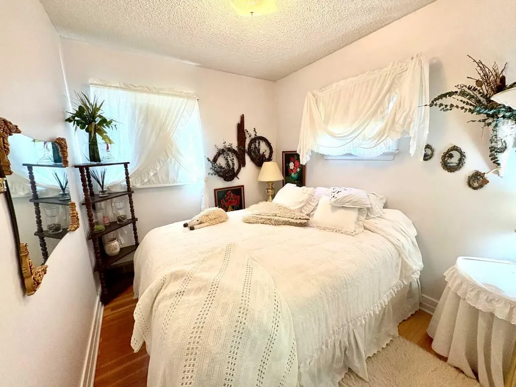 4811 52 Street Innisfree AB T0B 2G0