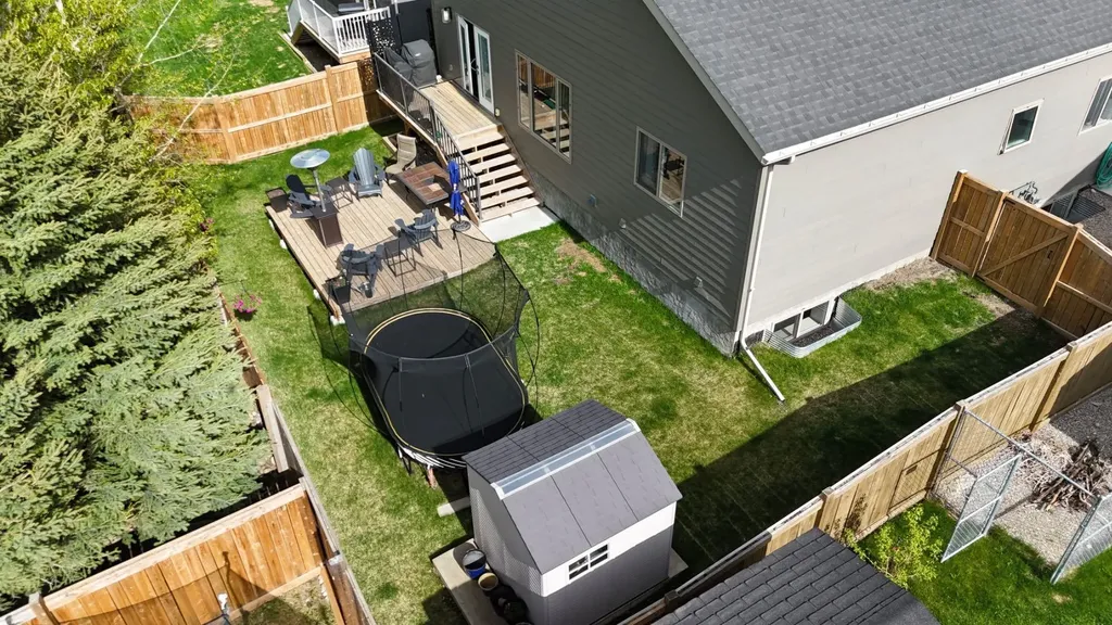 108 Trestle Place Hinton AB T7V0B8
