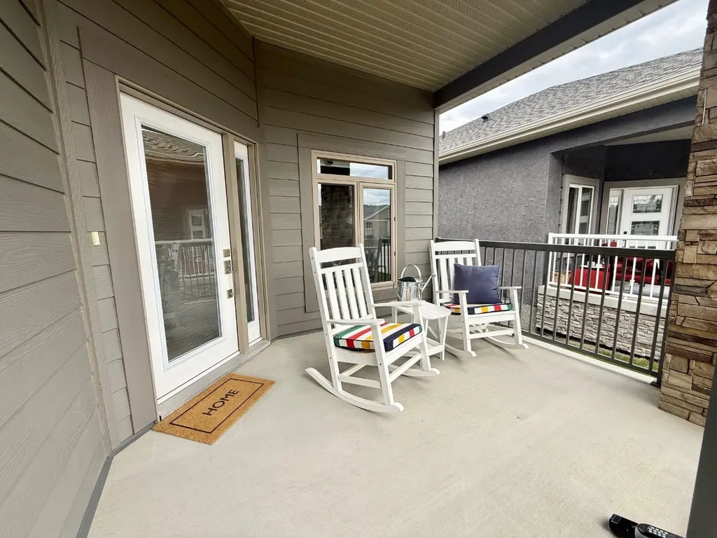 108 Trestle Place Hinton AB T7V0B8
