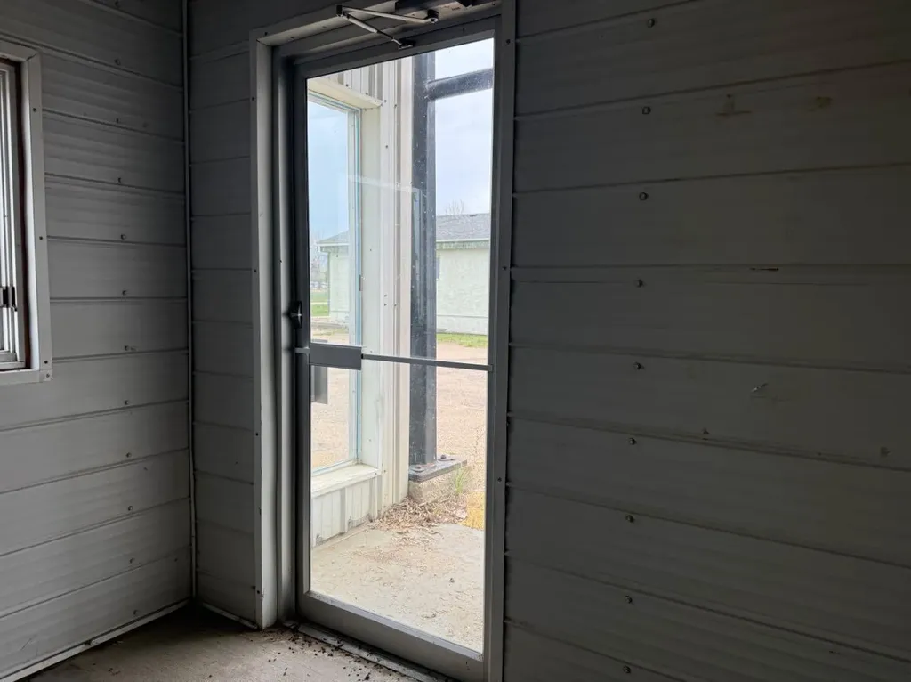 5413 College Drive Vermilion AB T9X 1X8