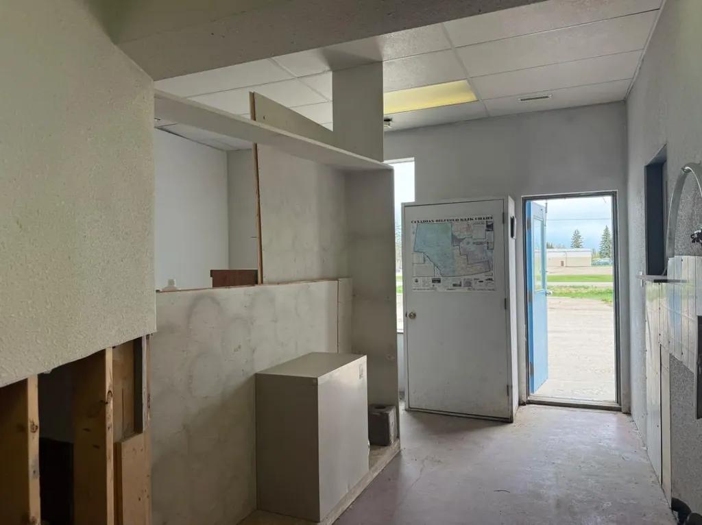 5413 College Drive Vermilion AB T9X 1X8
