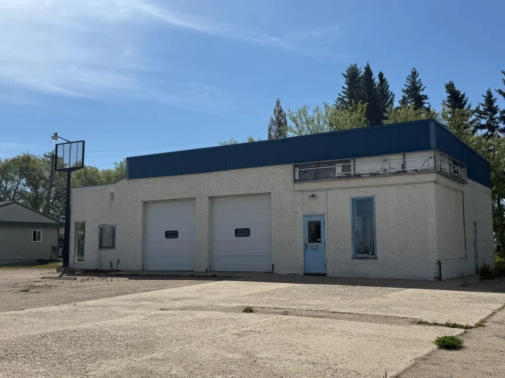 5413 College Drive Vermilion AB T9X 1X8