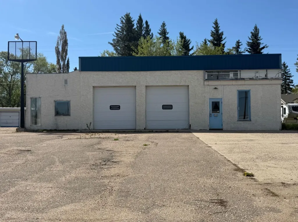5413 College Drive Vermilion AB T9X 1X8