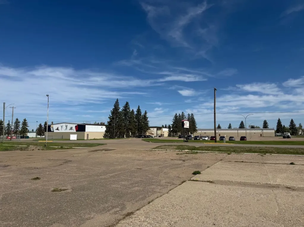 5413 College Drive Vermilion AB T9X 1X8