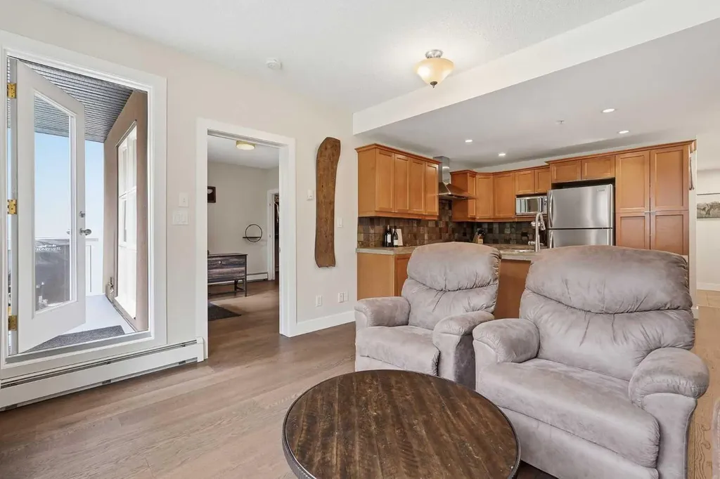 532 5 Avenue NE Calgary AB T2E 0L2