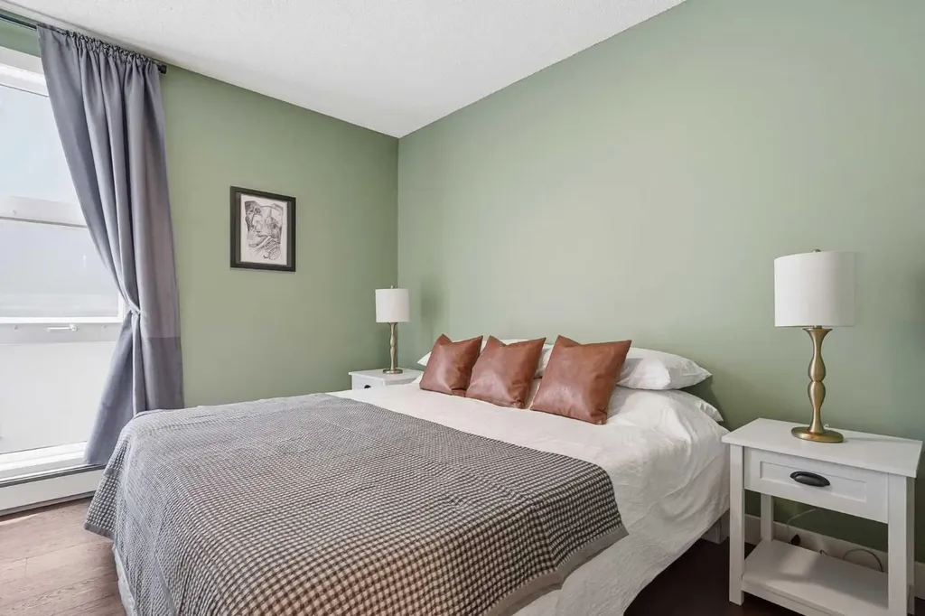 532 5 Avenue NE Calgary AB T2E 0L2