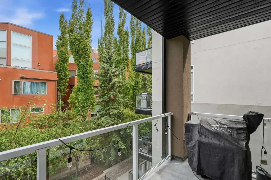 532 5 Avenue NE Calgary AB T2E 0L2