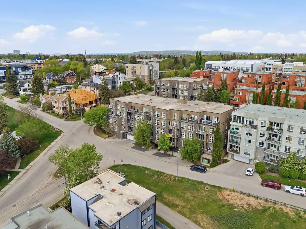532 5 Avenue NE Calgary AB T2E 0L2