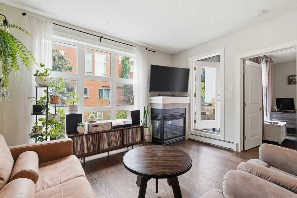 532 5 Avenue NE Calgary AB T2E 0L2