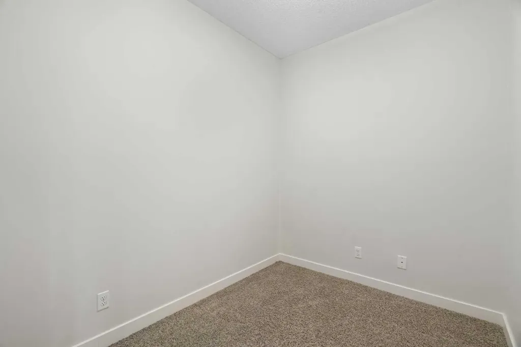3950 46 Avenue NW Calgary AB T3A0P9