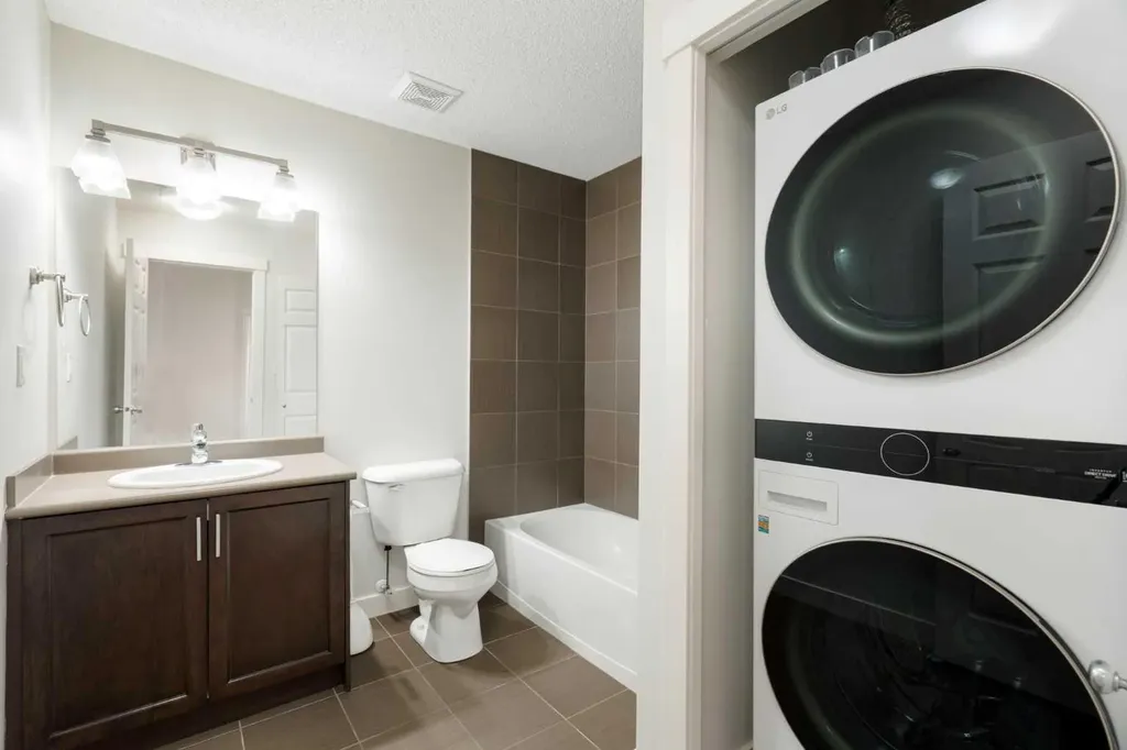 3950 46 Avenue NW Calgary AB T3A0P9