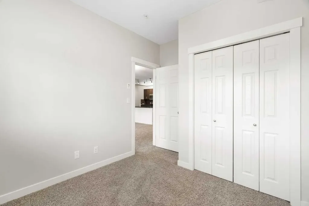 3950 46 Avenue NW Calgary AB T3A0P9