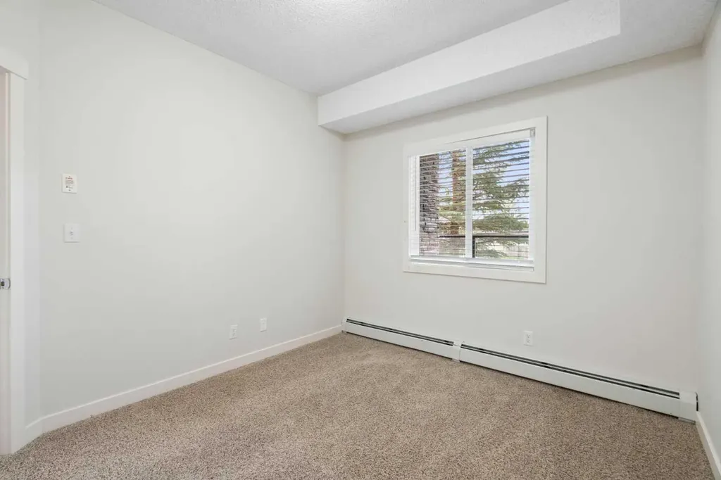 3950 46 Avenue NW Calgary AB T3A0P9