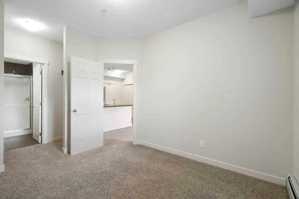 3950 46 Avenue NW Calgary AB T3A0P9