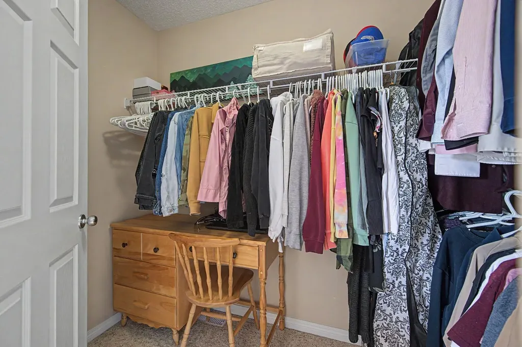 65 Royal Birch Villas NW Calgary AB T3G 5V2