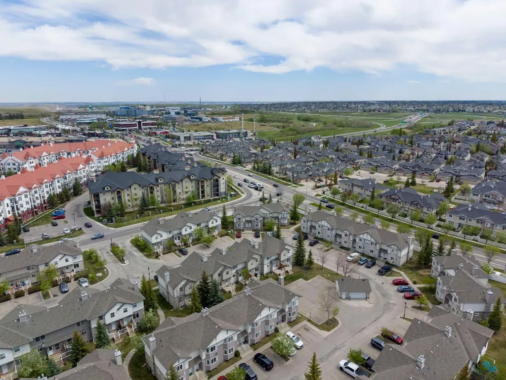 65 Royal Birch Villas NW Calgary AB T3G 5V2