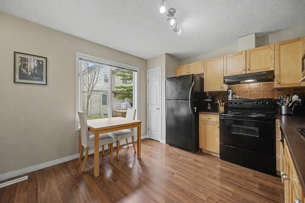65 Royal Birch Villas NW Calgary AB T3G 5V2