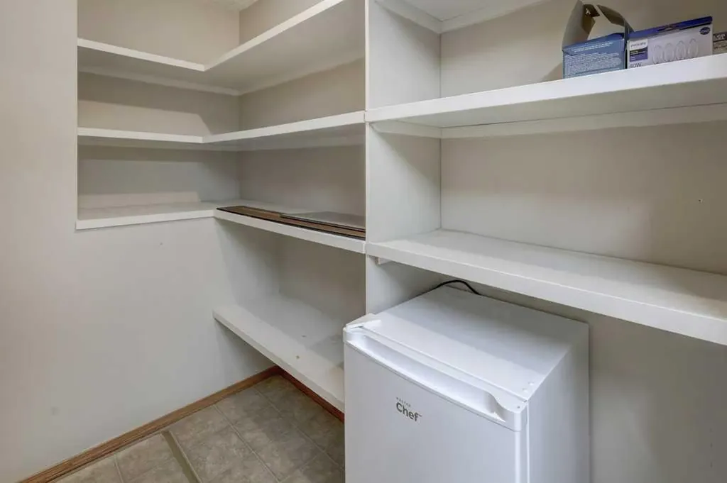 12 Parklane Place Strathmore AB T1P 1K7