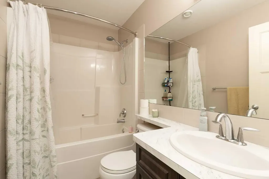 247 Blackwolf Way N Lethbridge AB T1H 7B3