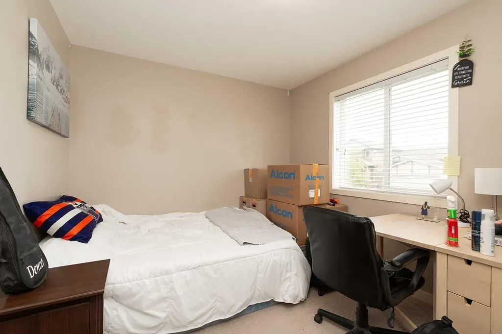 247 Blackwolf Way N Lethbridge AB T1H 7B3