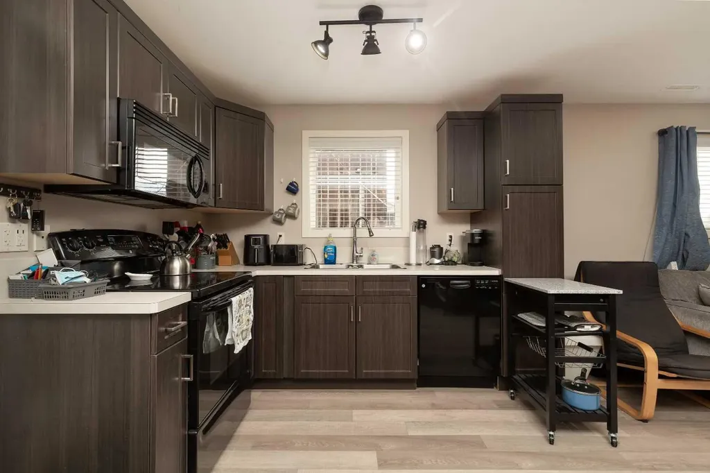 247 Blackwolf Way N Lethbridge AB T1H 7B3