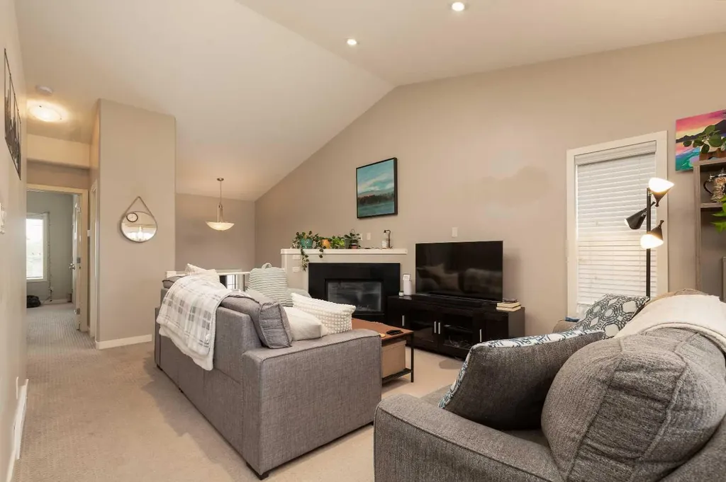 247 Blackwolf Way N Lethbridge AB T1H 7B3