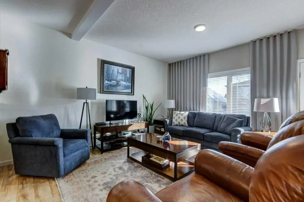 444 Legacy Point SE Calgary AB T2X 3Z3