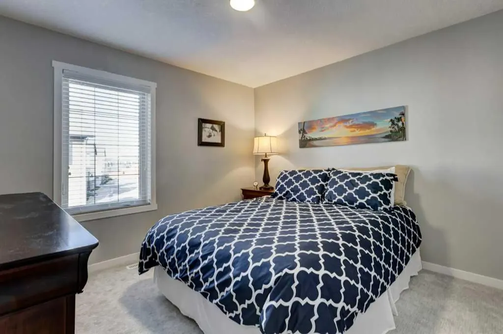 444 Legacy Point SE Calgary AB T2X 3Z3
