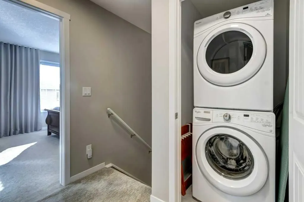444 Legacy Point SE Calgary AB T2X 3Z3