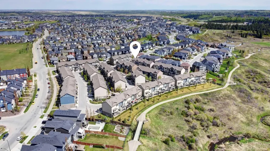 444 Legacy Point SE Calgary AB T2X 3Z3