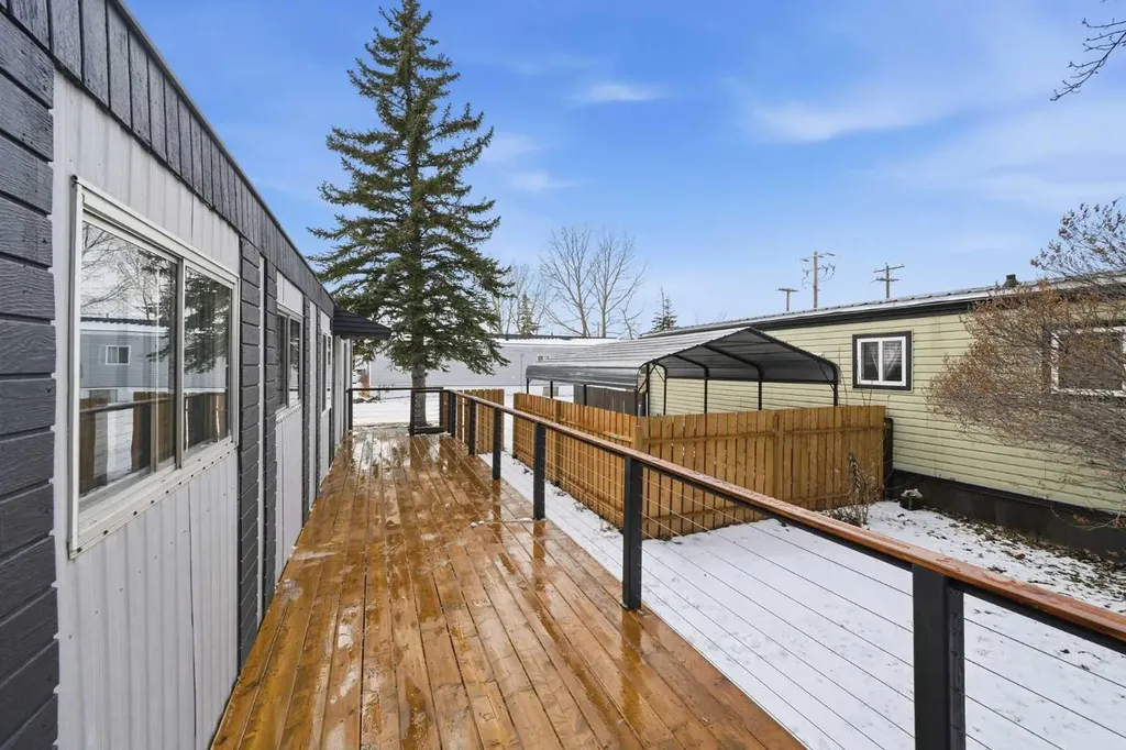 6220 17 Avenue SE Calgary AB T2A0V6