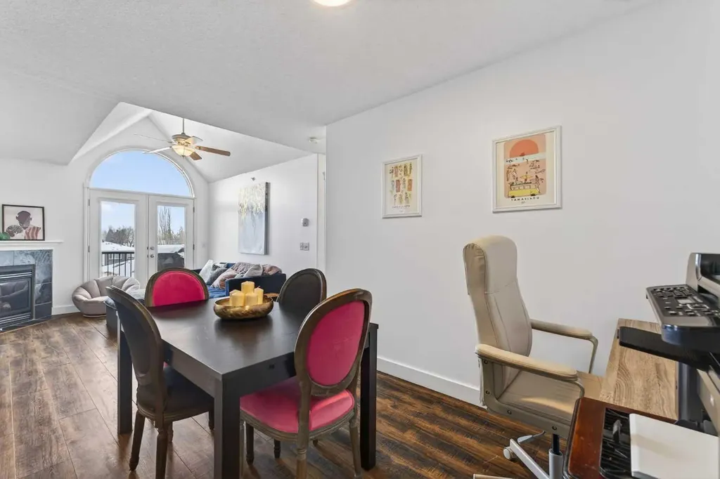 735 56 Avenue SW Calgary AB T2V0G9