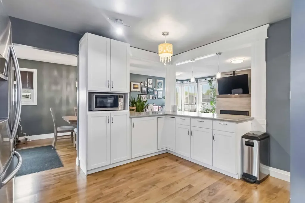 108 Ermine Crescent Fort Mcmurray AB T9H 4M6