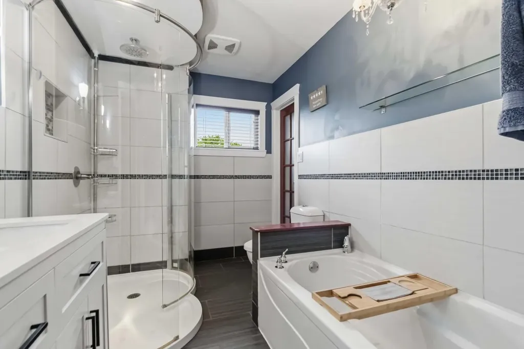 108 Ermine Crescent Fort Mcmurray AB T9H 4M6