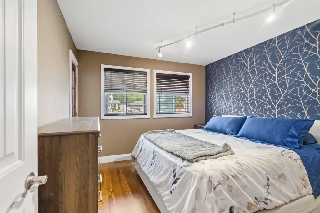 108 Ermine Crescent Fort Mcmurray AB T9H 4M6