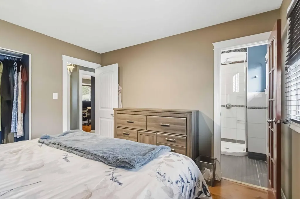108 Ermine Crescent Fort Mcmurray AB T9H 4M6