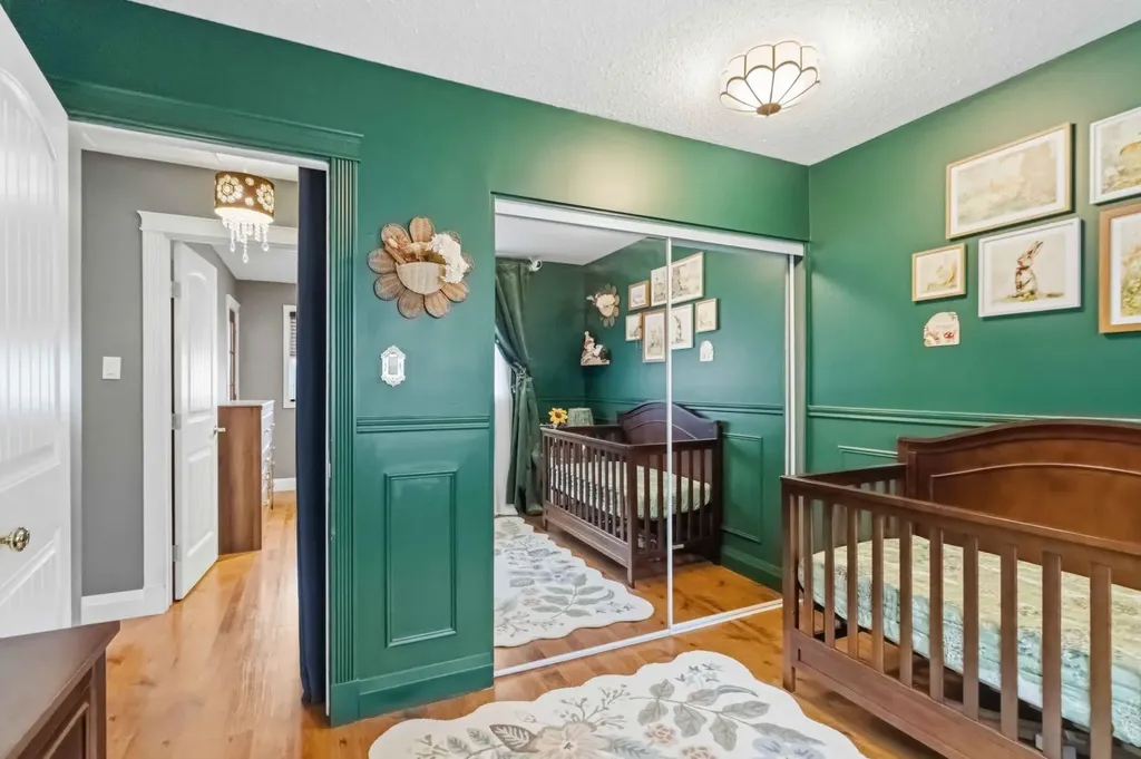 108 Ermine Crescent Fort Mcmurray AB T9H 4M6