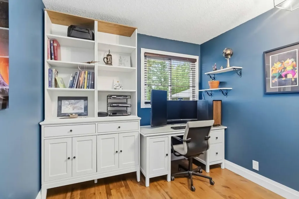 108 Ermine Crescent Fort Mcmurray AB T9H 4M6